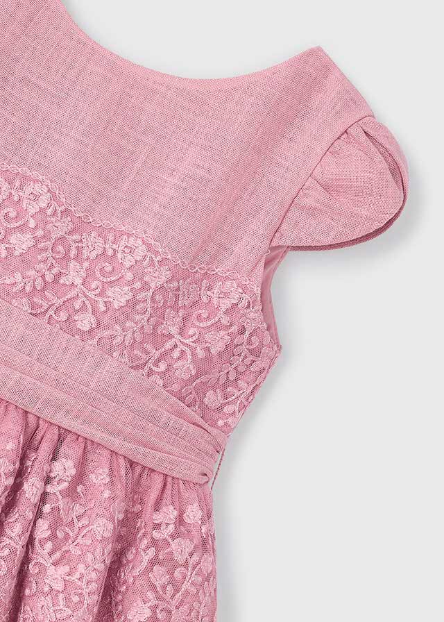 Vestido detalle encaje con fajín niña