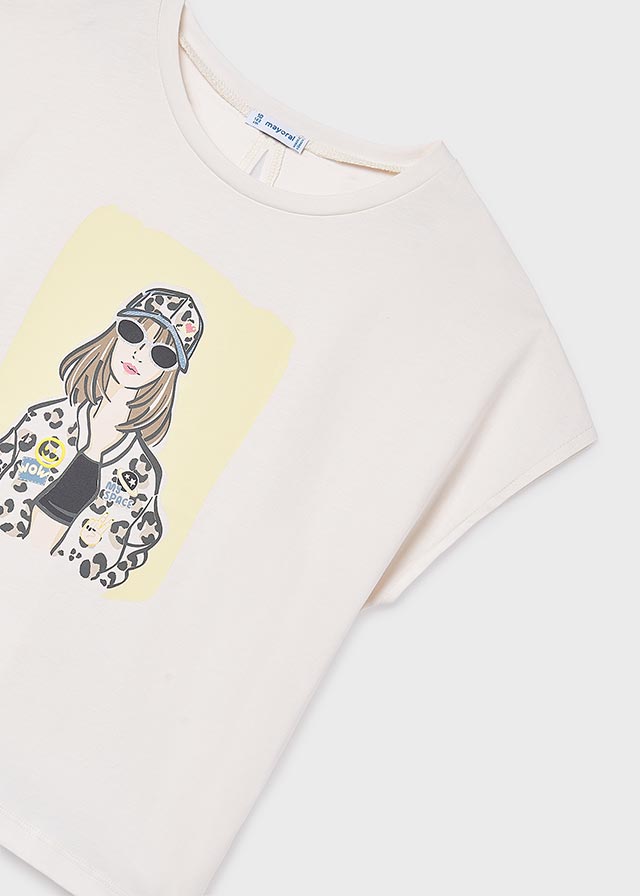 Playera gráfica chica