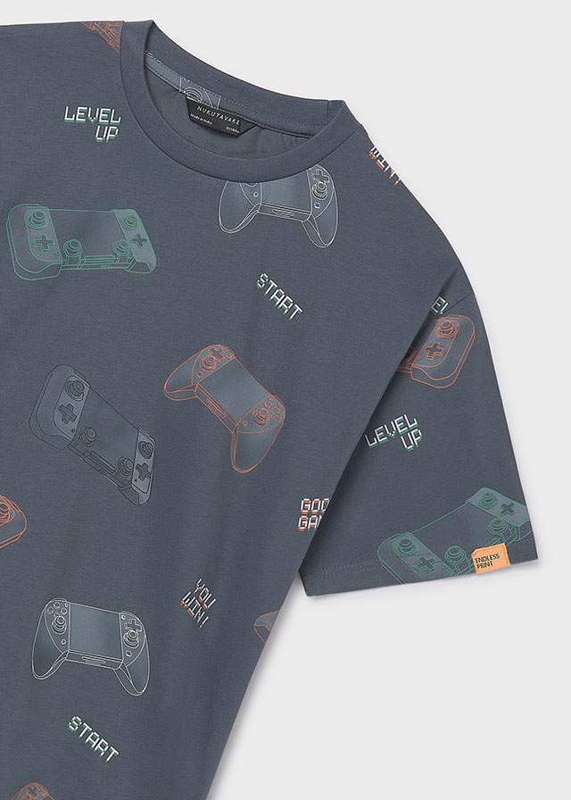 Playera estampada chico