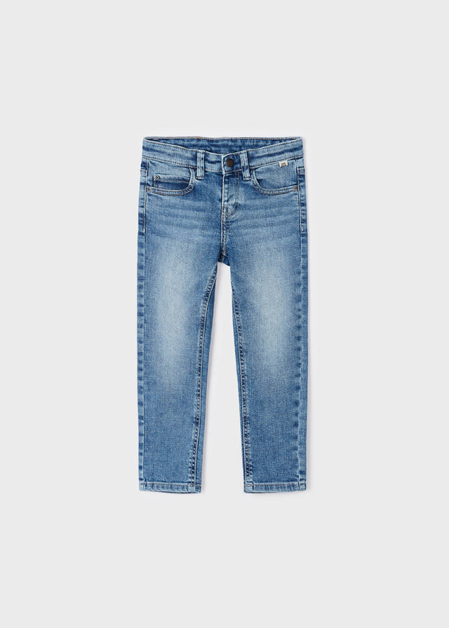 Pantalón de mezclilla regular fit de algodón sostenible para niño