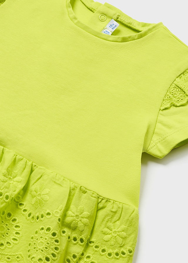 Playera con motivos perforados de algodón sostenible para bebé