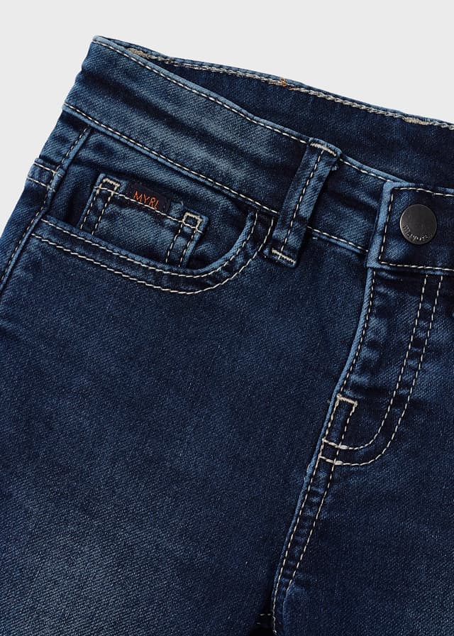 Pantalón largo mezclilla slim fit con algodón sostenible niño