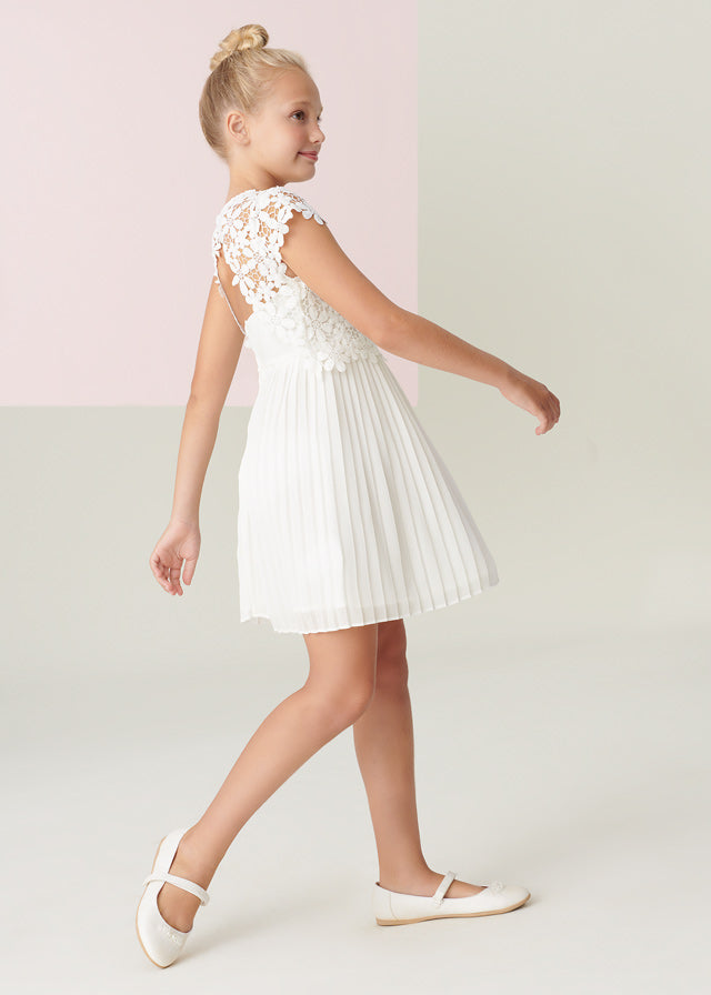 Vestido combinado de guipur para chica