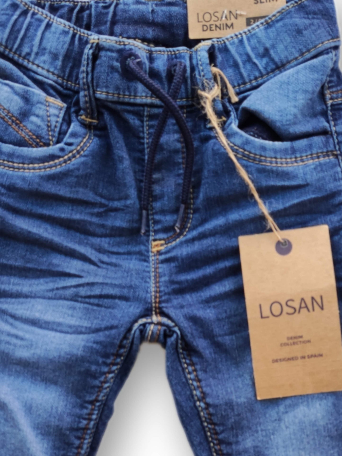 Pantalón de mezclilla para niño