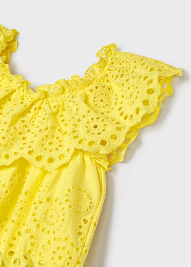 Blusón perforado niña