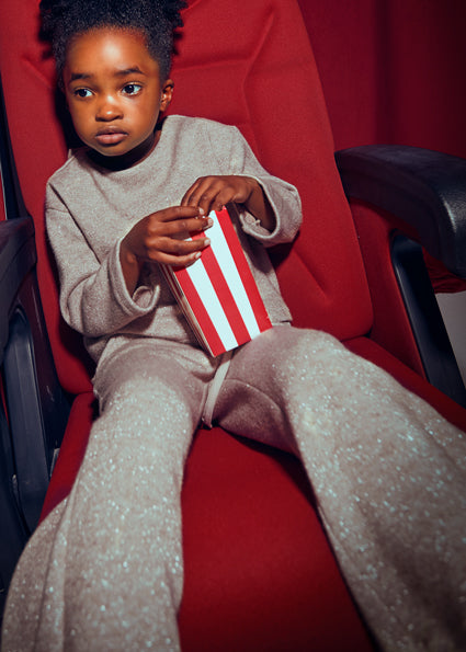 Conjunto pantalón y suéter niña