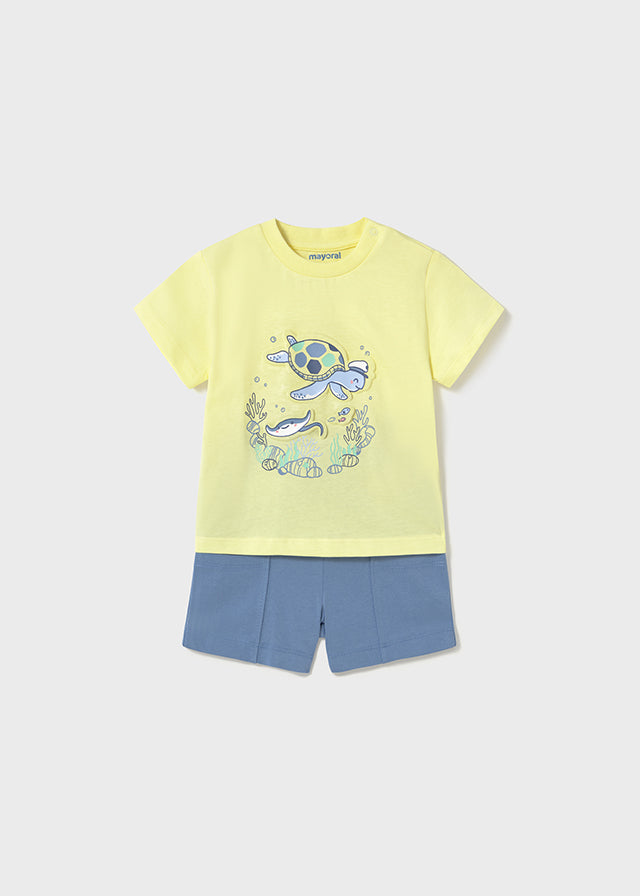 Conjunto bermuda y playera fondo marino bebé