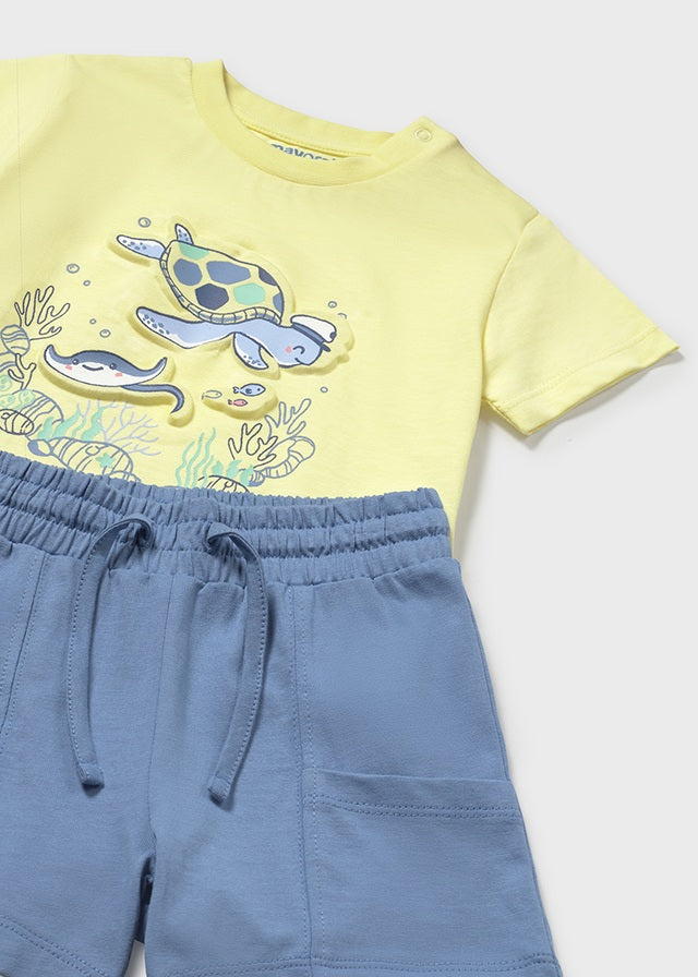 Conjunto bermuda y playera fondo marino bebé