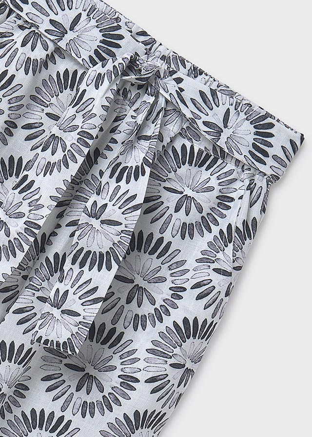 Pantalón estampado chica