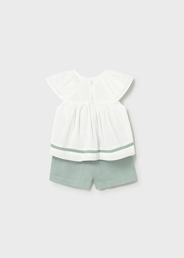 Conjunto short y blusa bebé