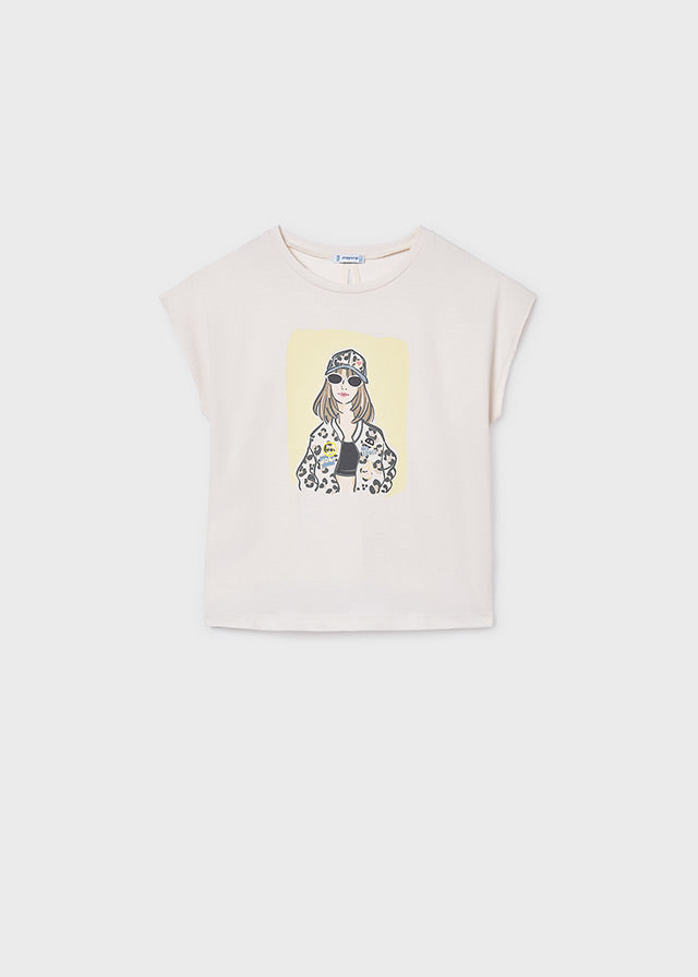 Playera gráfica chica