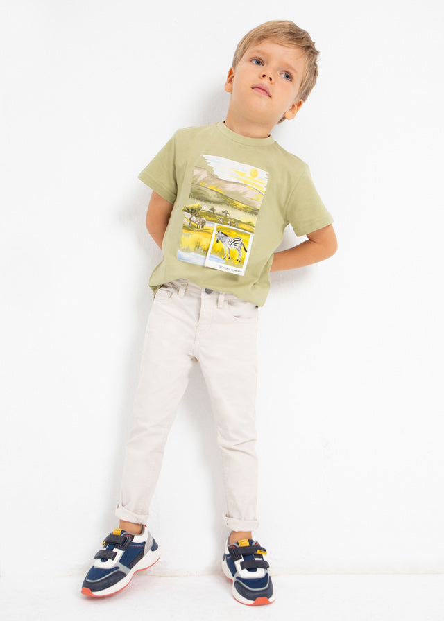 Pantalón slim fit de algodón sostenible para niño